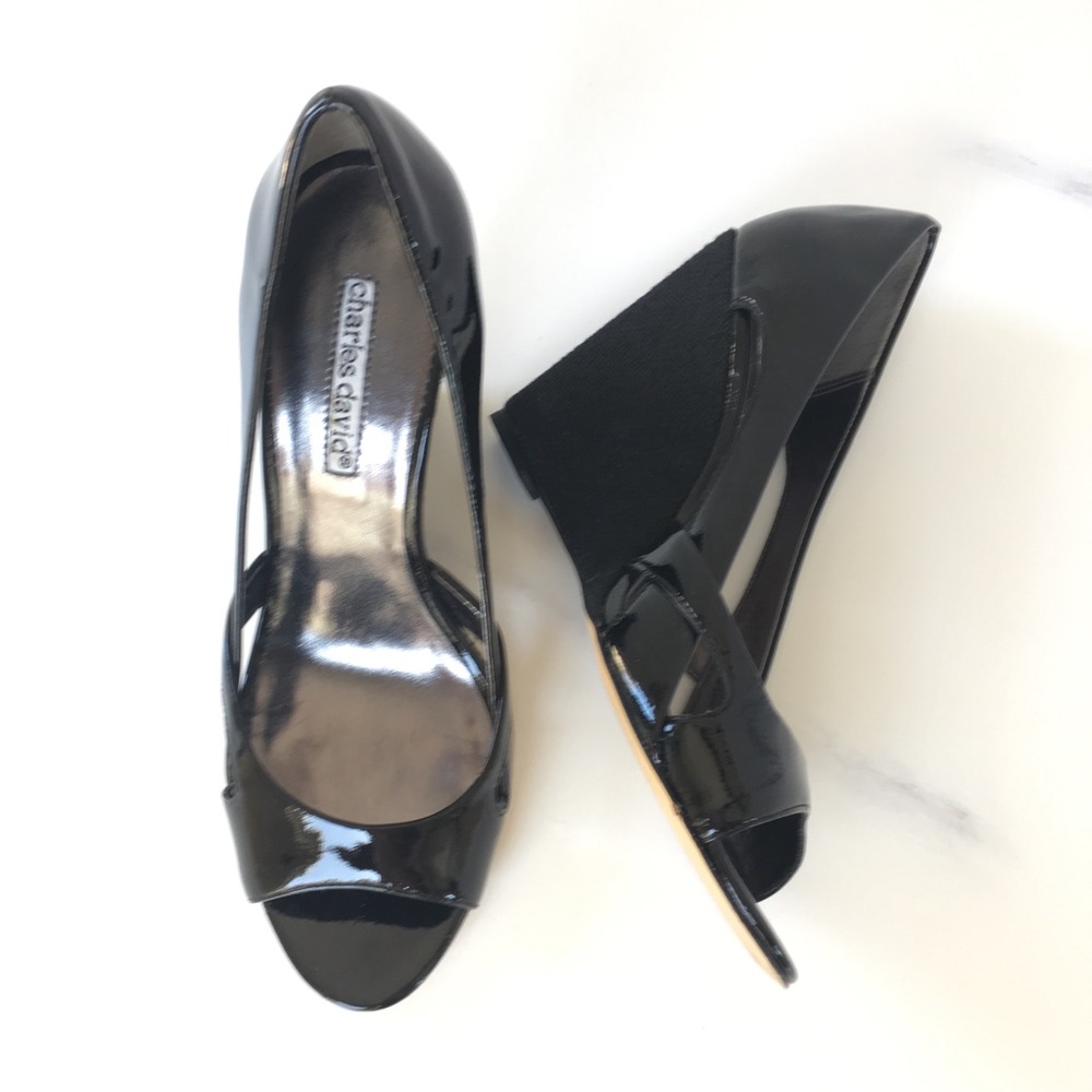 CHARLES DAVID Black Patent Leather Wedge Size 7.5B